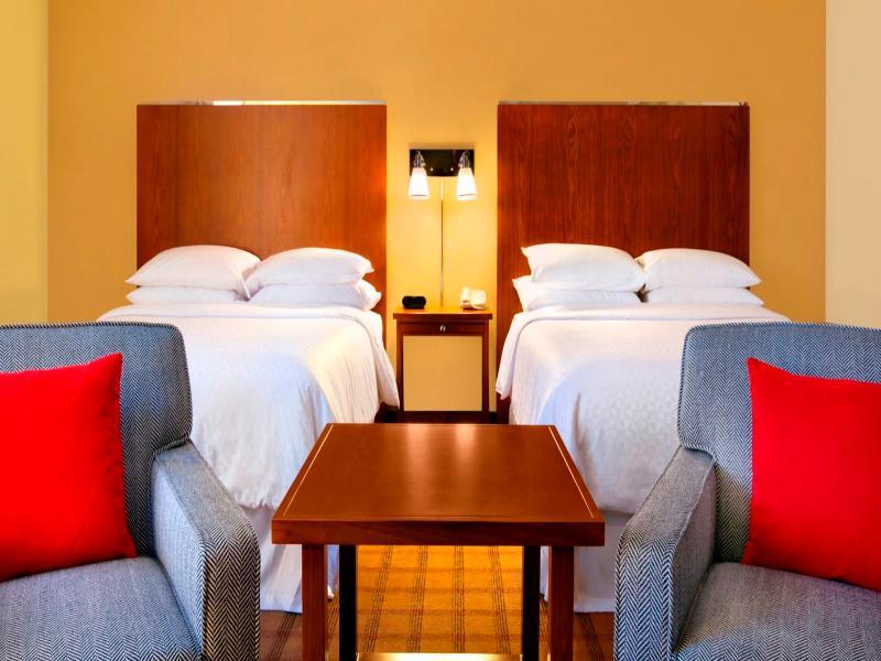 Four Points By Sheraton Victoria Gateway Langford Zewnętrze zdjęcie