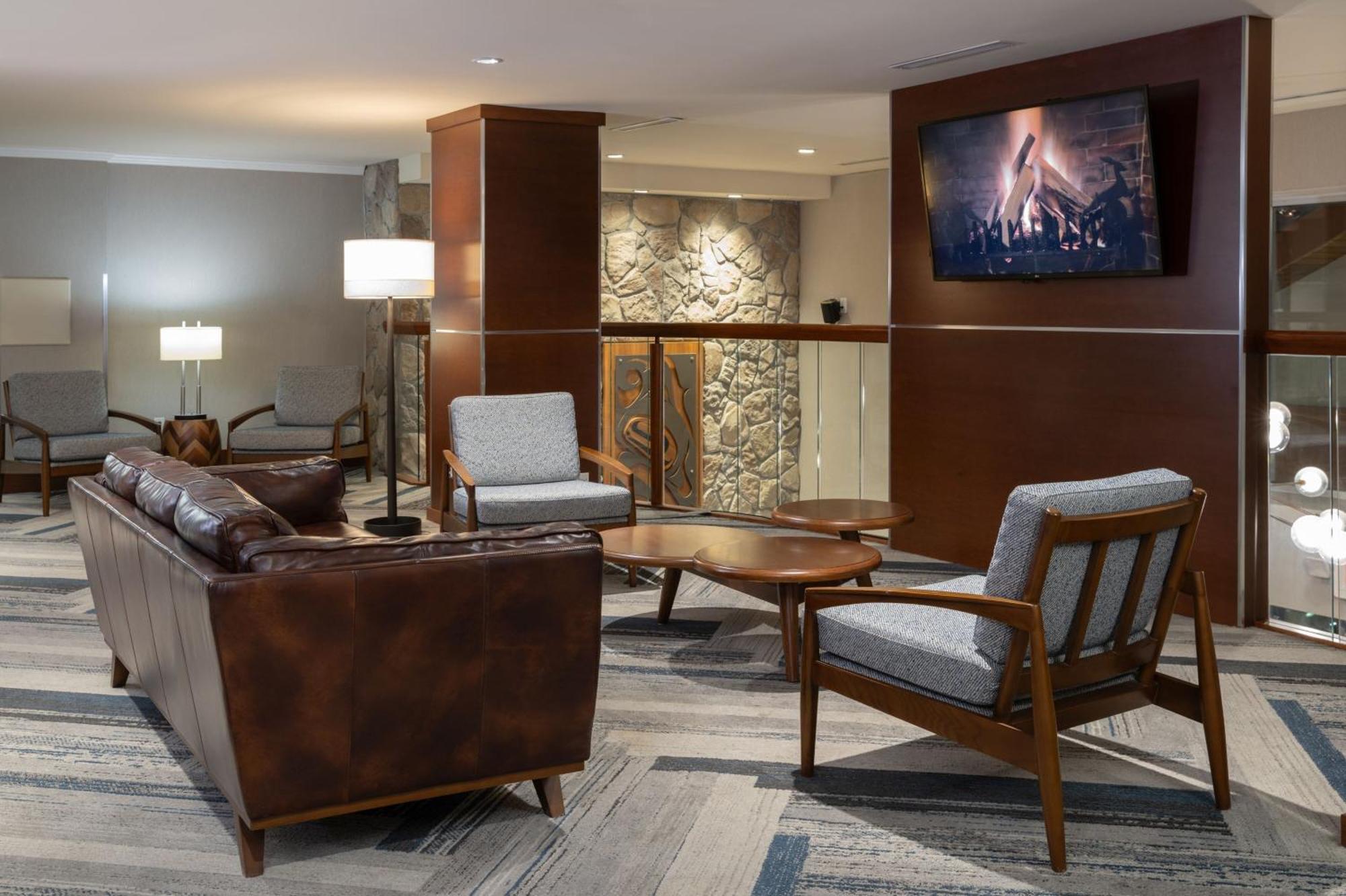 Four Points By Sheraton Victoria Gateway Langford Zewnętrze zdjęcie