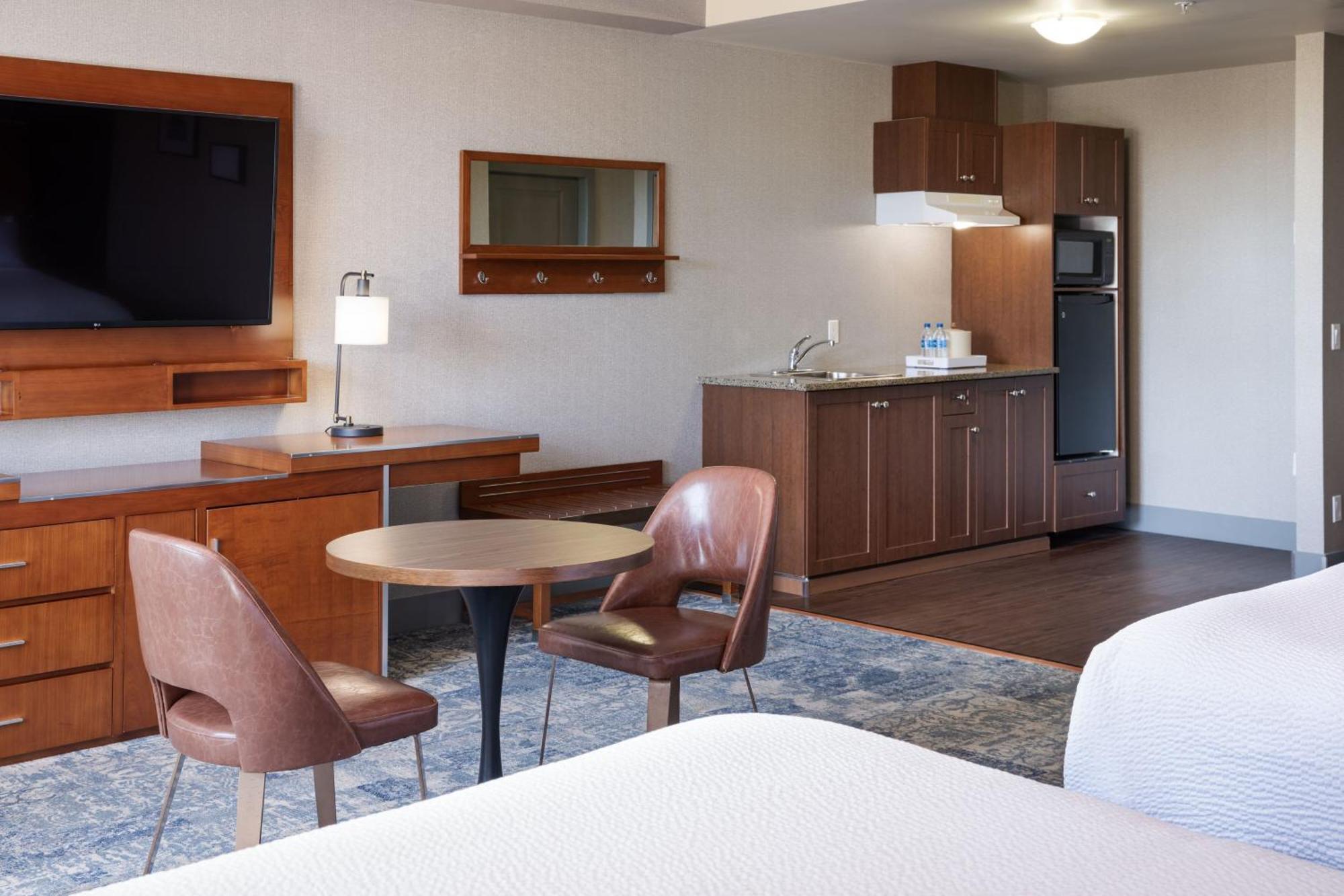 Four Points By Sheraton Victoria Gateway Langford Zewnętrze zdjęcie
